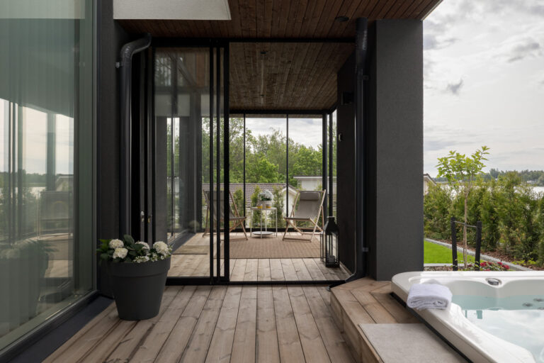 liukuva_lasitus_kehystetty_05